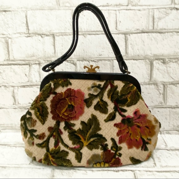 Vintage Handbags - Vintage Chenille Tapestry Floral Clutch Handbag